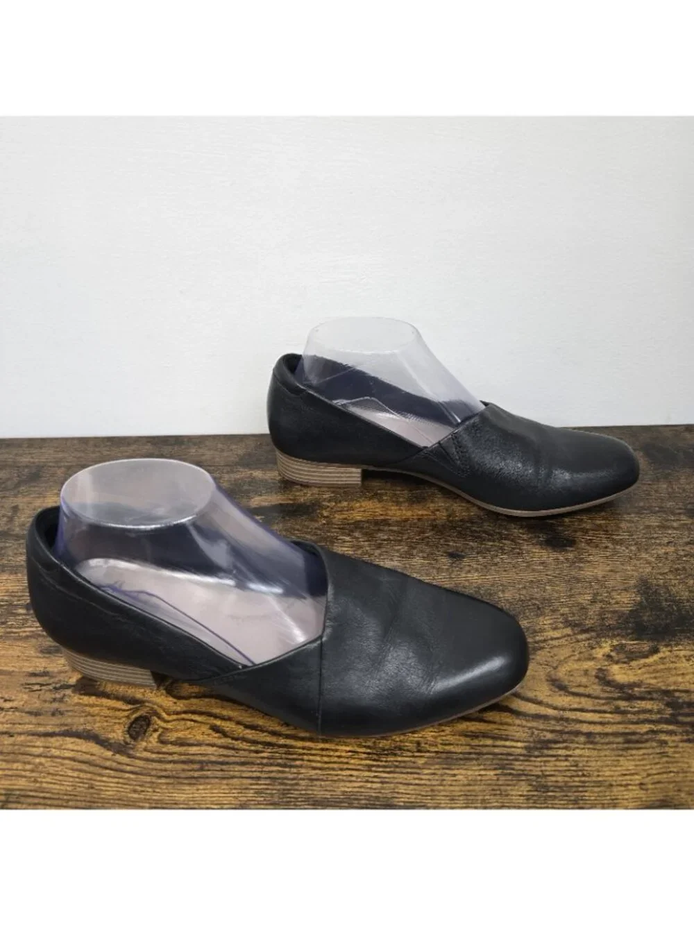 Clarks Juliet Palm Leather Loafer Size 8.5M Slip On Shoes Low Heel Casual Black